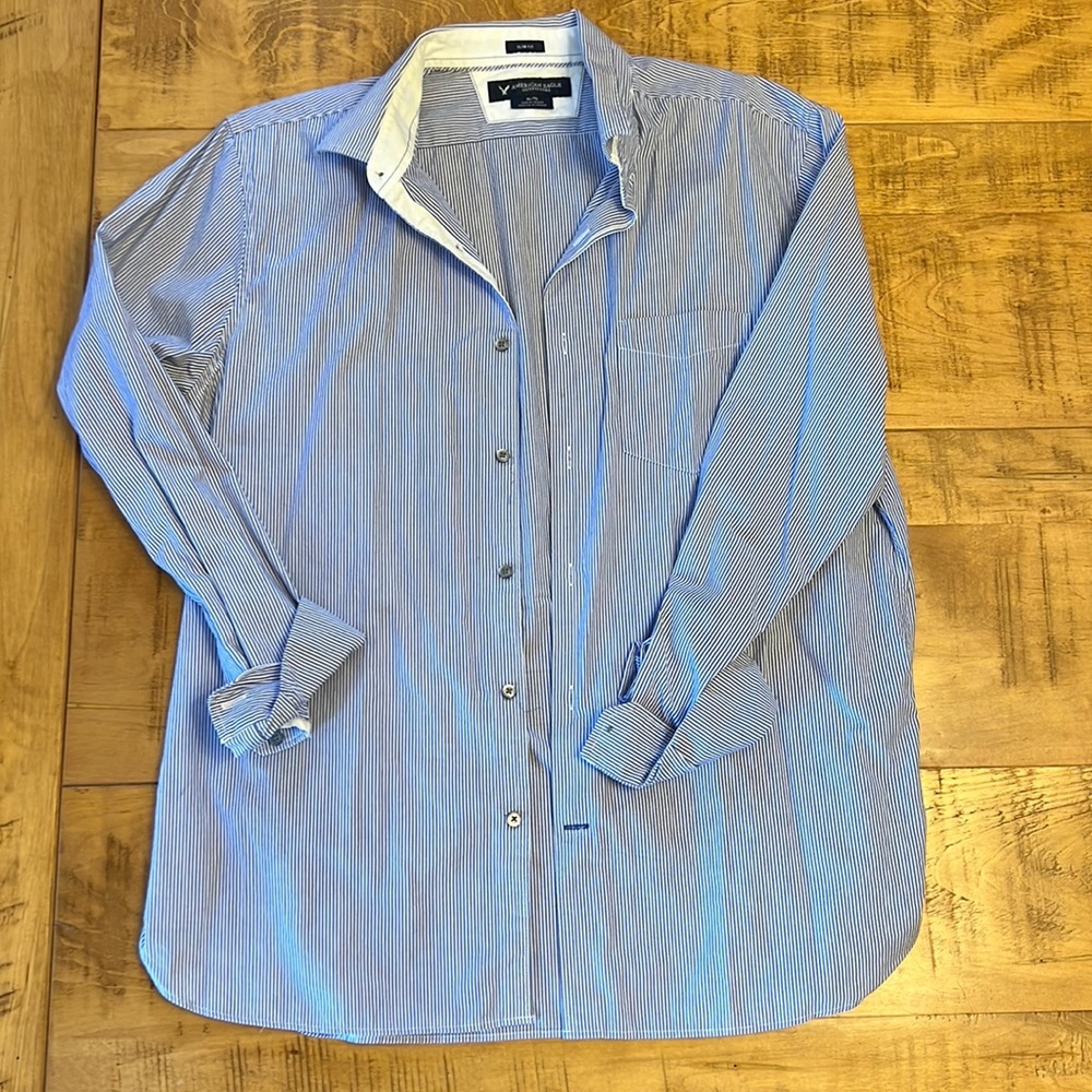 Men’s long sleeve button down shirt, extra large, excellent condition